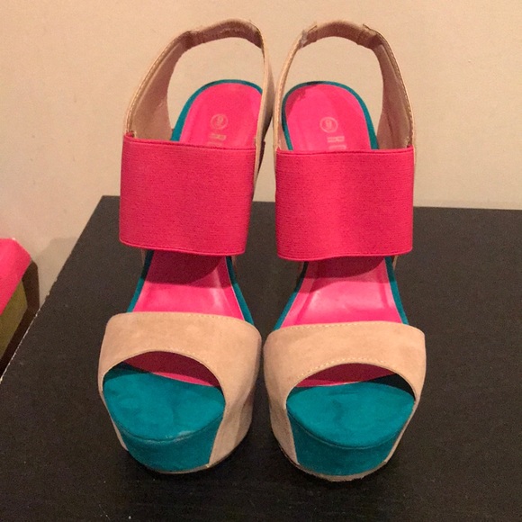Colorful wedges! - Picture 1 of 3